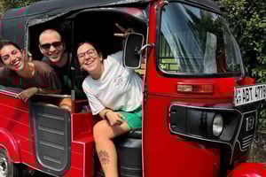 Zanzibar: Stone Town Sunset Tuk Tuk & Night Market Tour