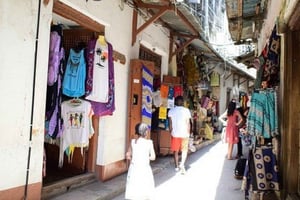 Zanzibar: passeio pela Cidade de Pedra e banco de areia de Nakupenda com almoço