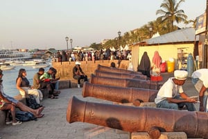 Sansibar: Entdecke verborgene Geschichten und stärke lokale Frauen