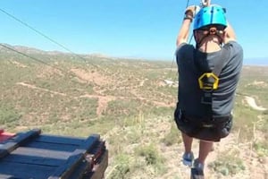 Занзибар: приключения на зиплайне и исследование леса Масингини.