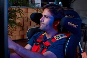 Los Cristianos: racing car simulation 30 min. full driving experience