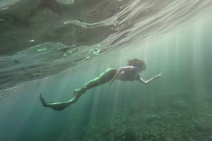 Sjöjungfruupplevelse och fotografering inklusive sminkning.