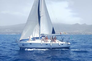 Privat charter på en segelbåt - kustresa med snorkling i bukten