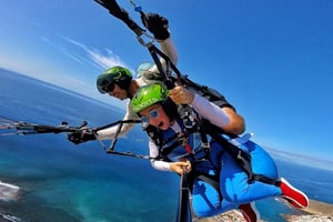 Tenerife: tandem paragliding-vlucht met ophalen