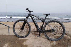 テネリフェ島ホテルデリバリー付き電動マウンテンバイクレンタル