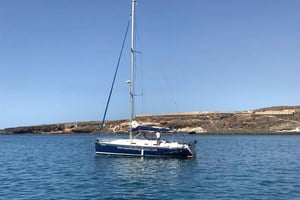 Teneriffa: Privater Sonnenuntergangscharter mit Getränken und Tapas