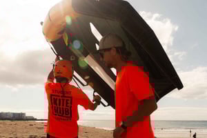 Tenerife: aula particular de wing foiling com instrutor