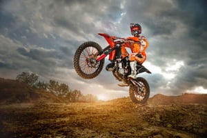 Tenerife: Ride through the mountains and on dirt tracks with an Enduro motorcycle.