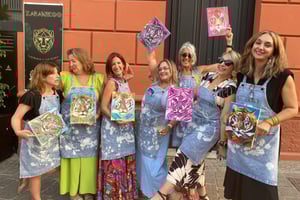 Tenerife: Wine and Paint Night with a Local Artist