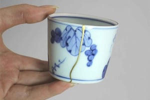 6 tunnin yksityinen opastettu kierros Tokiossa ja kintsugi-kokemus