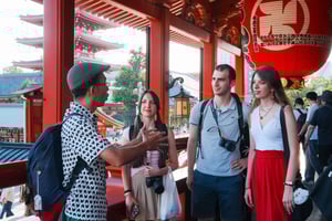 Tokyo: Asakusa & Tokyo’s Oldest Temple Senso-ji Walking Tour