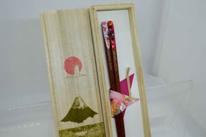 Tokio: taller de palillos y envoltorios en Shibuya