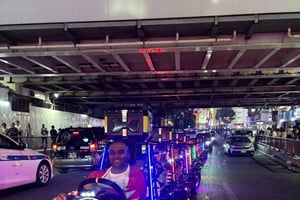 東京：ガイド付き電動自転車観光体験をご案内いたします