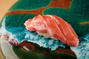 Tokyo: Premium Omakase Sushi and Sake Pairing
