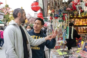 Tokyo: Private Shopping Tour with Hotel Pickup