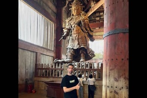 TOKYO Private visit guide Speaking French