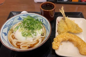 Tokio: Delicias diurnas de Shibuya: tour gastronómico y de cafeterías