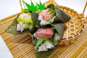 Tokyo: Sushi-Making Workshop in Harajuku