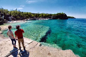 Torontosta: Bruce Peninsula - Opastettu patikointipäiväretki