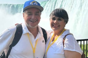 Ultimate Niagaran putousten kiertoajelu laivaristeilyllä