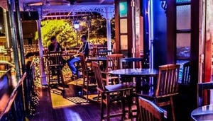 Stumblin' on the Avenue