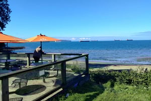 キャピラノ・ブリッジ+グレイス山+ダム+湖&ハッチェリー/5in1/小グループ/車