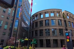 バンクーバー市内観光+ヴィップカー+スタンレーパーク+チャイナタウン/小グループ