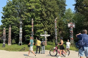 Stanley Park Highlights 2.5 Hour Walking Tour
