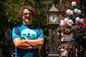 Vancouver: Coal Harbour and Historic Gastown Walking Tour