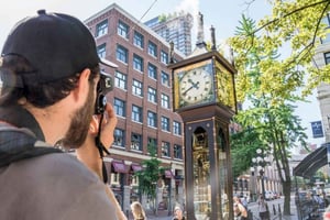 Vancouver: Private Downtown Walking Tour with Photos