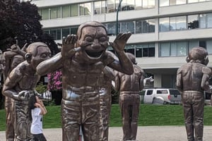 YVR 乗り継ぎ - バンクーバー市内観光プライベート ツアー