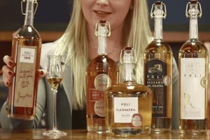 Grappa-smaking i Venezia sentrum