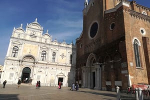 Venedig bei Nacht: Kleingruppentour mit einem erfahrenen ortskundigen Guide