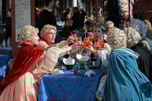 ヴェネツィア：ヴェネツィア風カーニバルパブ巡り