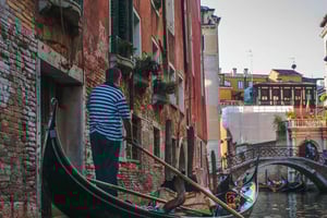 Venecia: paseo VIP en góndola con champán - tour privado de 1 hora