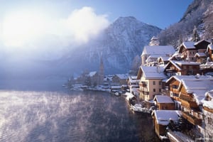 Bratislava eller Wien: Dagsudflugt til Hallstatt og Salzburg