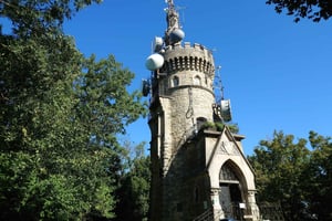 Э-MTB-тур по Вене: три смотровые площадки в Венском лесу с гидом