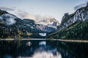Från Wien: Dagsutflykt till Dachstein och Hallstatt