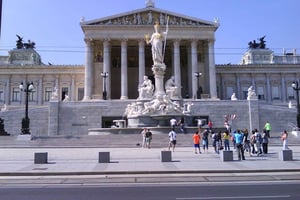 Keiserlige Wien: Heldagstur fra Budapest