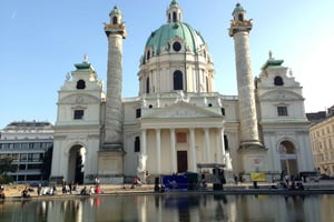 Wiedeń: Wycieczka z przewodnikiem na rowerze elektrycznym