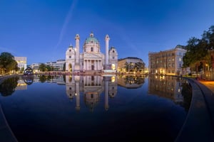 Vienna: Nighttime photo walk with long exposure