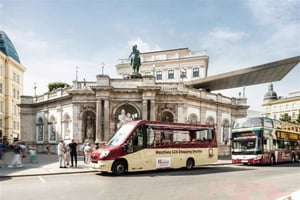Transporte do Westfield Shopping City Süd, pela Big Bus Vienna