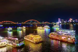 Da Nang: Crucero nocturno por el río Han