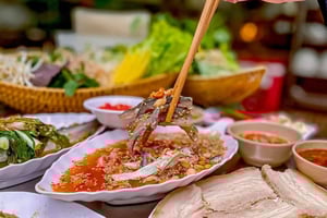 Da Nang: Lokal sashimi, Hai Van-passet og Moutain Peak Coffee