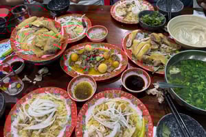 Da Nang: Matupplevelse på gatan och Charming Da Nang Show