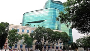 Diamond Plaza