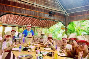 Da Nang/Hoi An : visite du marché, sortie en bateau-panier, cours de cuisine