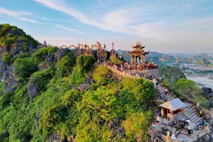 Z Ninh Binh: UNESCO Trang An, Bai Dinh, Hoa Lu i jaskinia Mua