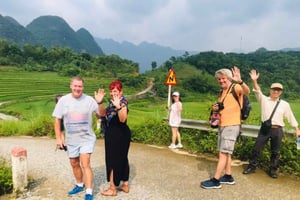 Ninh Binh: Trang Anin venematka, Mua-luola, Bai Dinh, Hoa Lu