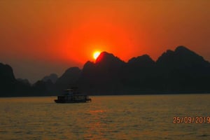 Half day Lan Ha Bay excursion ( 4 hours ): Kayaking, Snorkel